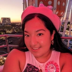 Meet your Posher, Alexandra